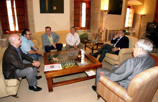 Con Karpov, recibidos por el Presidente de Extremadura