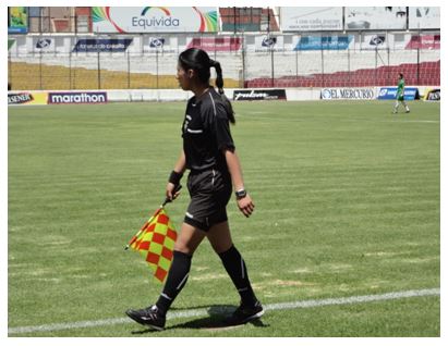 Los árbitros de fútbol y fútbol-sala superan las pruebas físicas